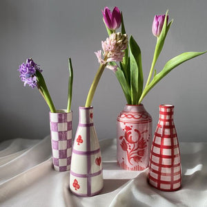 GENIE IN A BOTTLE Baby Lilac & Red Floral