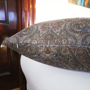 Victoria - Grey Paisley Patterned Pillow Cover - 20x20 - Maa-Kal Boutique Canada