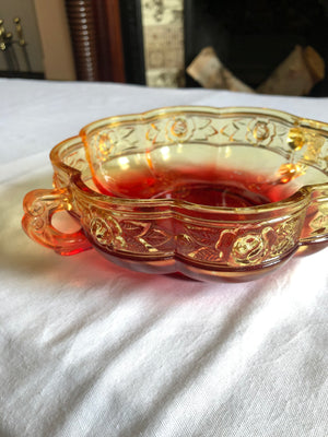 Vintage Indiana Amber Glass Bowl with Scalloped Rim and Handles
