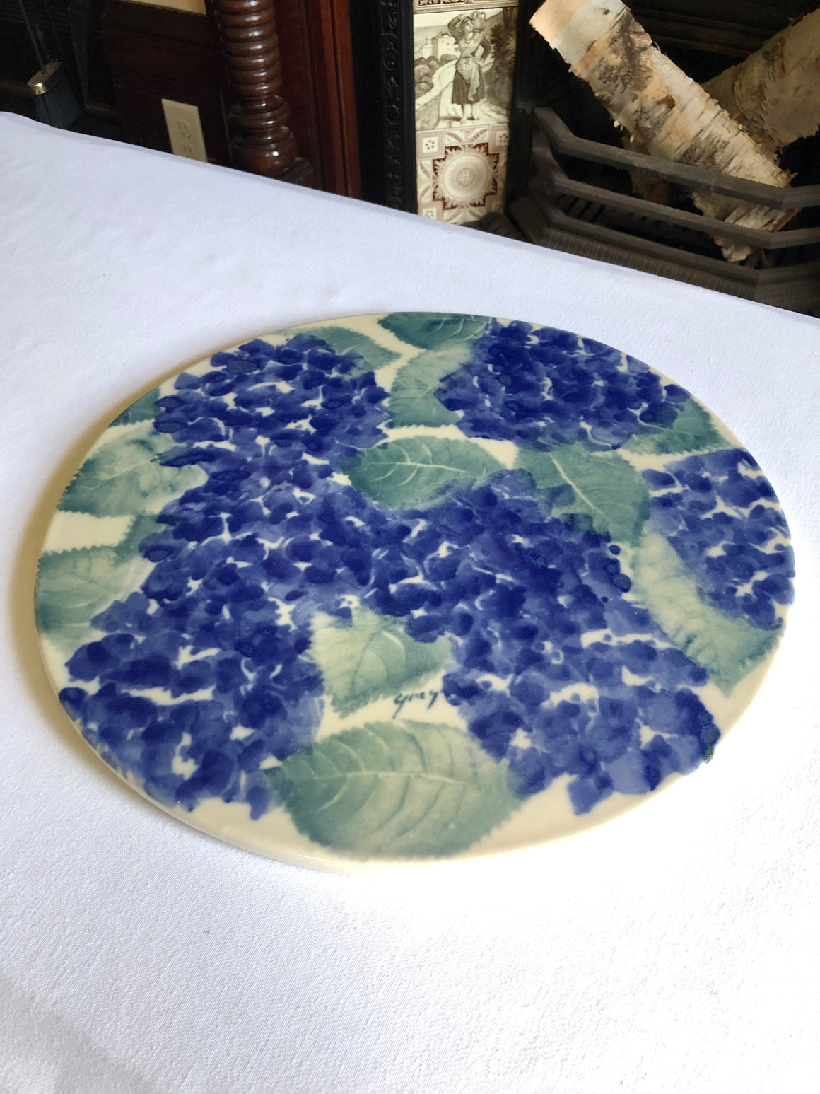 Blue Grapes and Green Leaves Pizza Stone
