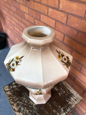 Gone with the Wind Hurricane Hand Painted Ceramic Table Lamp