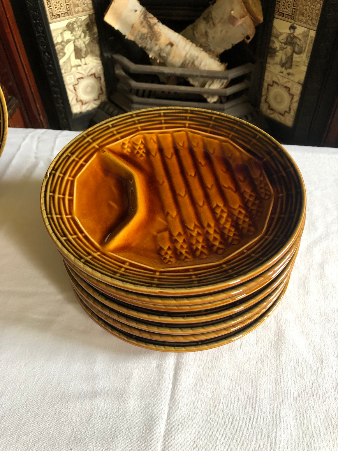 Set of 8 Vintage French Majolica Sarreguemines Brown Asparagus Plates