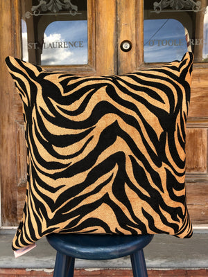 Albina - Beige Zebra Patterned Pillow Cover- 20x20 - Maa-Kal Boutique Canada