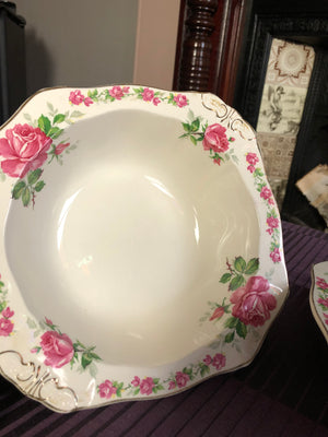 Set of 2 La Belle Rose Serving Bowls