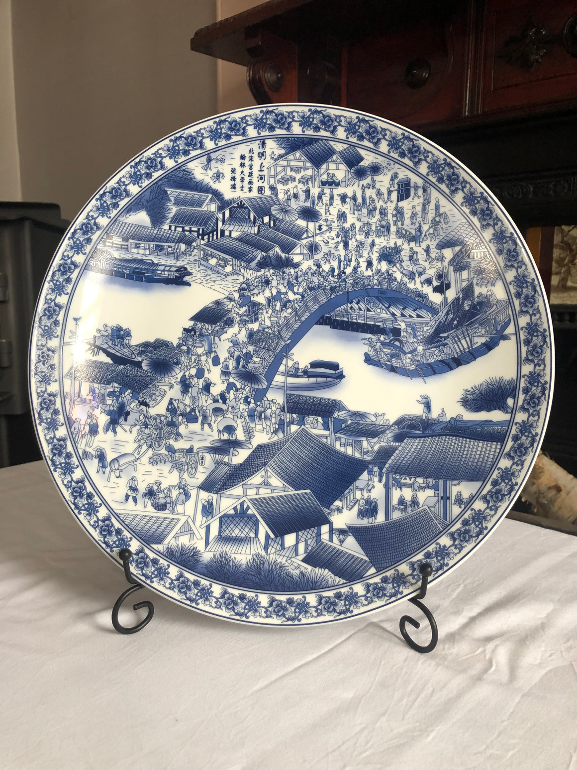 Chinese jing de zhen long chang ci Zhuang porcelain dish/collectible plate