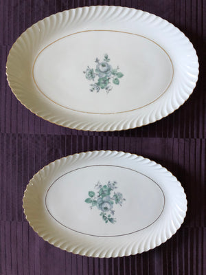 Sets of Vintage Plates - Set of Royal Bayreuth Plates