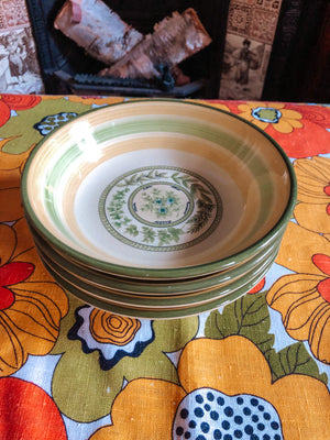 Set of 4 Treci Italian Bowls